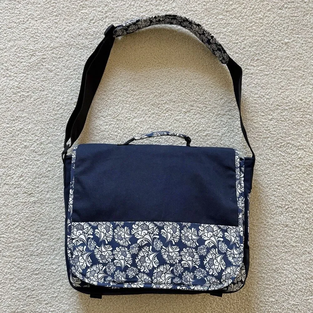 Iota Chic Laptop Messenger Bag - Up To 16